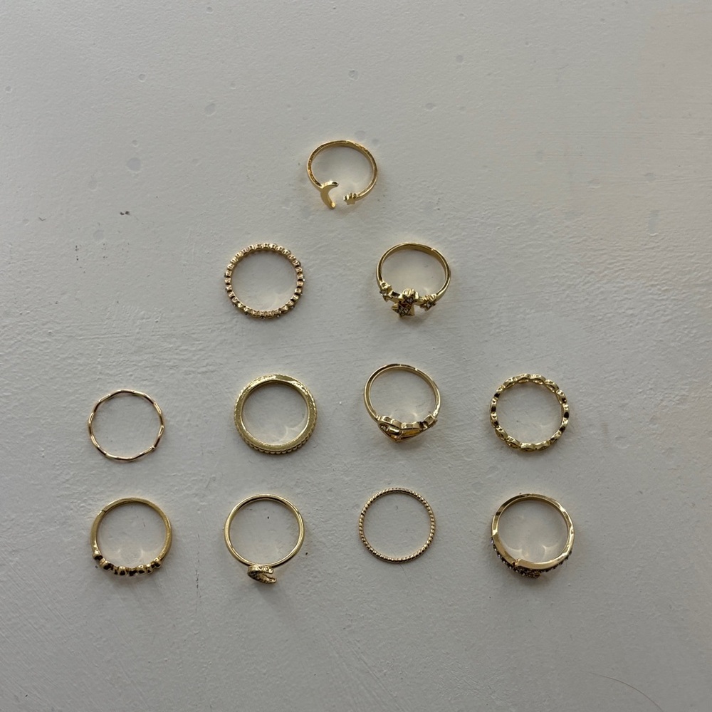Tilly's and Aeropostale Elegant Gold Ring Collection